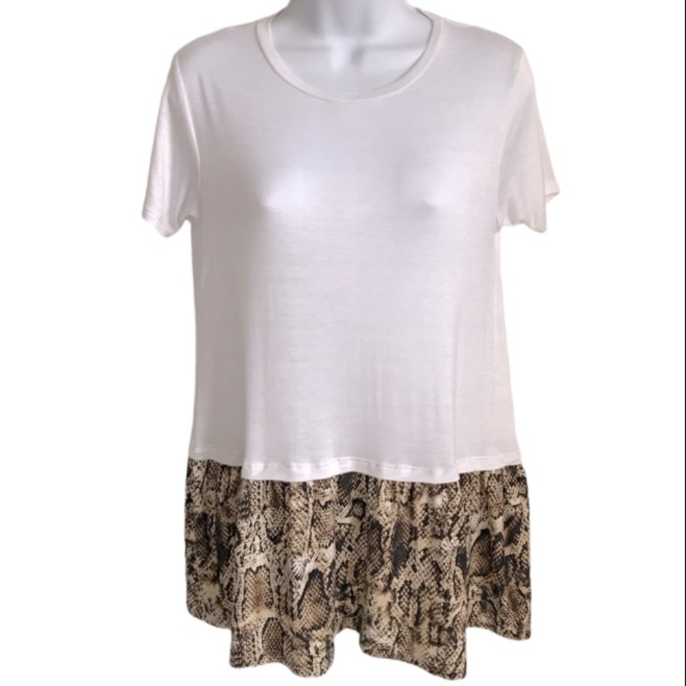 ☀️ 3 For $15 Stylish White and Brown Women's Top